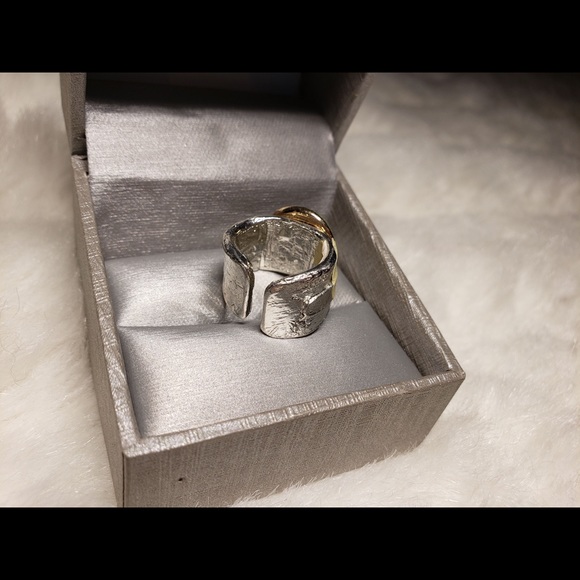 J Jansen Women’s Handcrafted In USA Ring - Picture 7 of 8